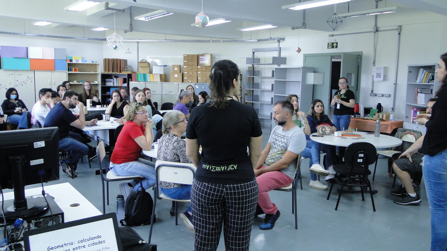 Professores da rede municipal de Ensino recebem formação continuada no