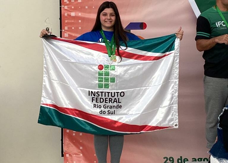 Estudante do IFF Maricá conquista medalha de prata em circuito escolar de  xadrez — Portal IFFluminense