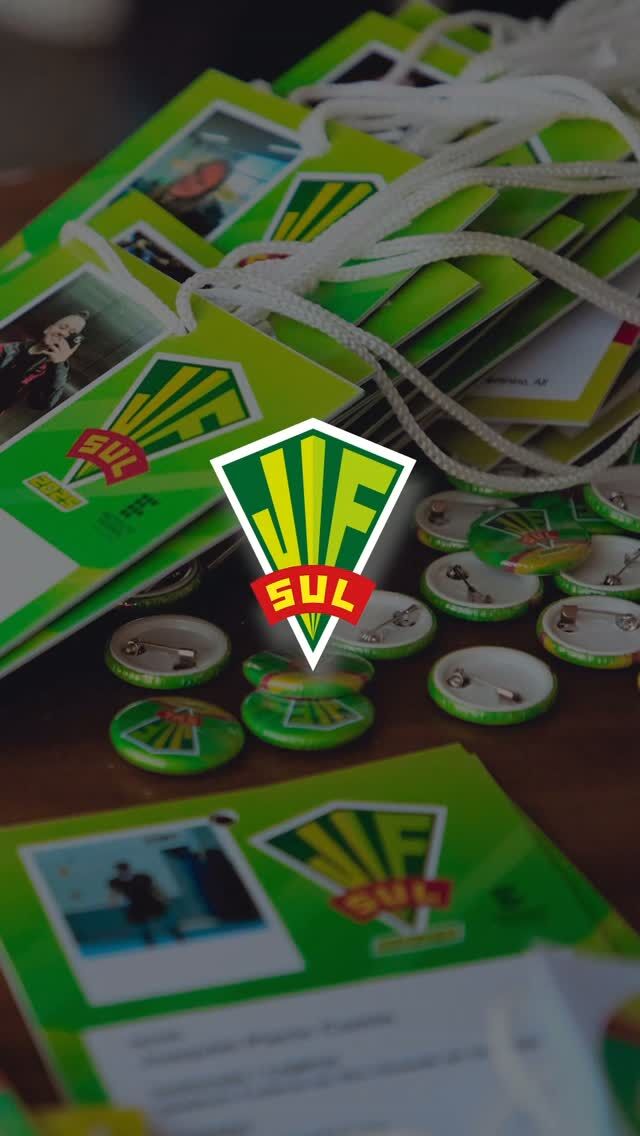 N&atilde;o &eacute; TBT, mas com esses cliques a gente relembra um pouco dos Jogos dos Institutos Federais da Regi&atilde;o Sul de 2025... 
Isso pra lembrar que o Jifsul 2026 come&ccedil;a amanh&atilde;!!!

O IFRS participa, de 15 a 18 de setembro, do Jifsul que ser&aacute; realizado nos munic&iacute;pios de S&atilde;o Leopoldo e Novo Hamburgo.

Nesta edi&ccedil;&atilde;o, os 130 estudantes que representam o IFRS disputar&atilde;o as modalidades de atletismo, basquetebol, futsal, handebol, voleibol, v&ocirc;lei de praia, t&ecirc;nis de mesa e xadrez. 

Saiba mais da nossa participa&ccedil;&atilde;o na not&iacute;cia no ifrs.edu.br (link na bio). 

Bons jogos, galera!!!